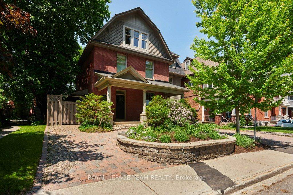 Situated just steps from the scenic Rideau Canal, this exceptional 5 bedroom, 4 bathroom home offers the perfect blend of luxury, comfort, and urban convenience.