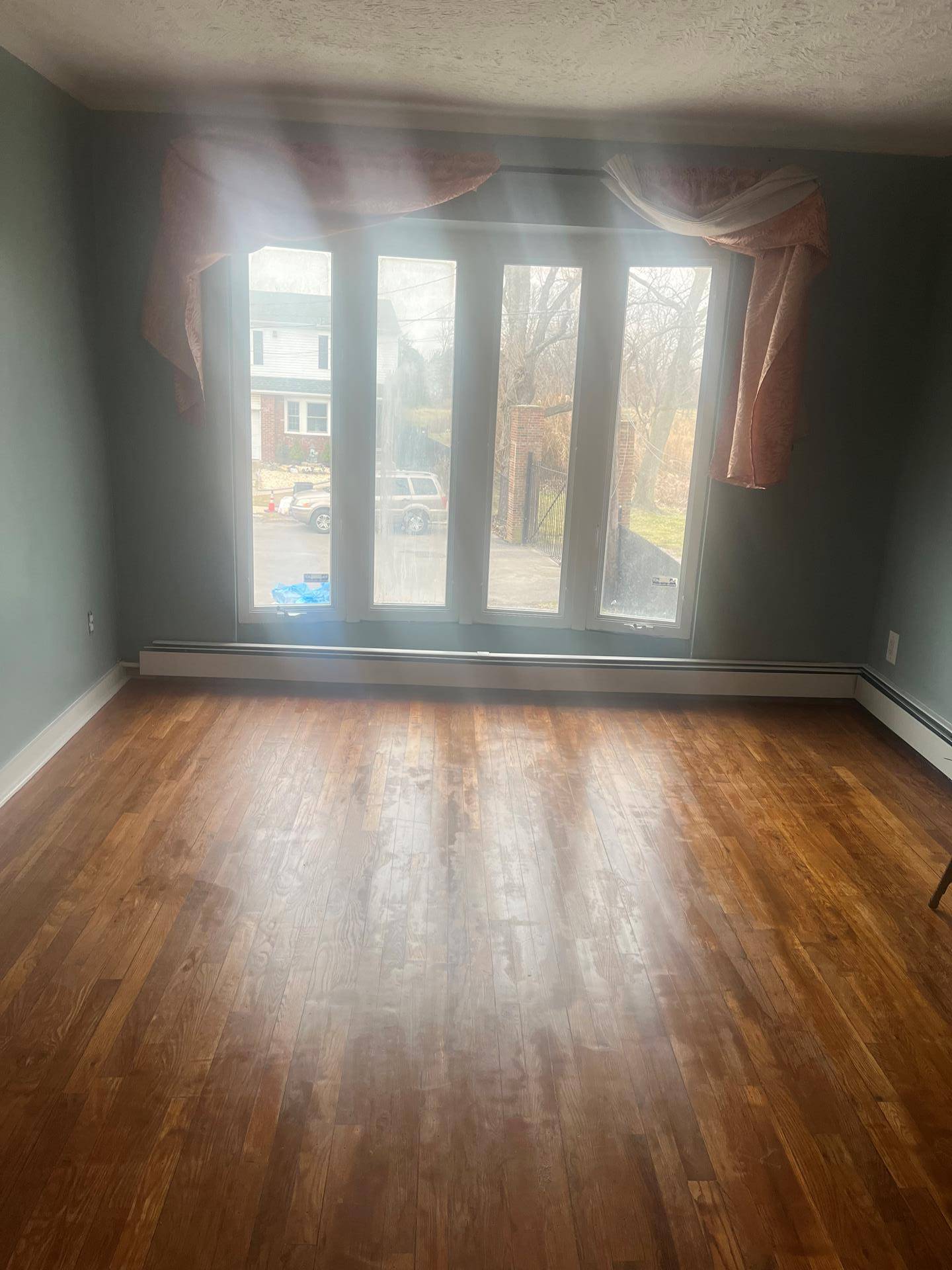 Introducing an exquisite home in the Far Rockaway area.