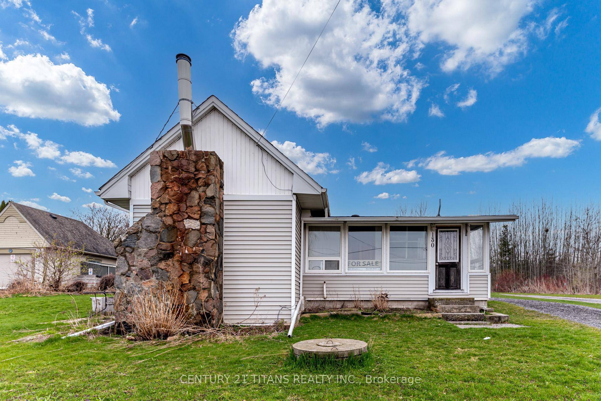 Country Living Close to the City !