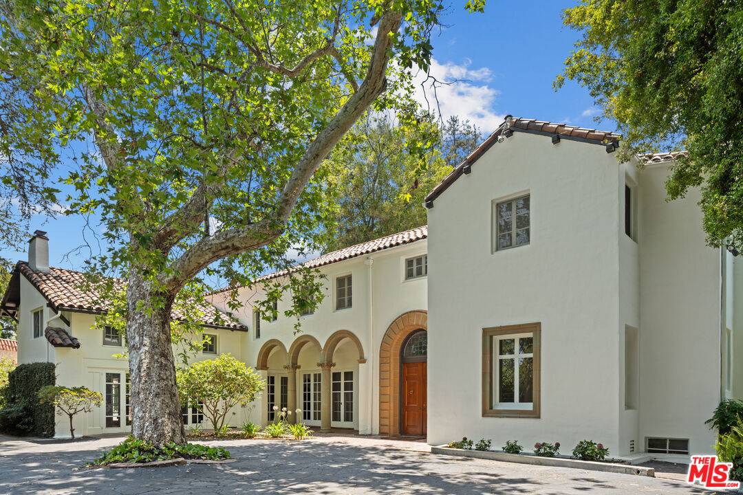 808   Woodacres Rd 5BR Pacific Palisades La
