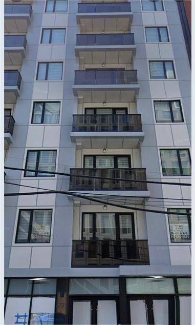 1 bedroom amp ; 1 full bathroom luxury condo apartment for sale.