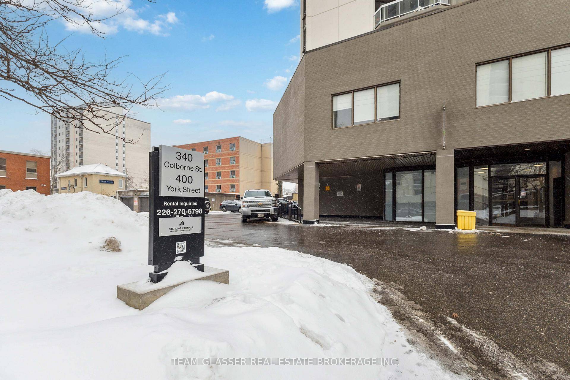 Step into the perfect blend of style and convenience with this spacious 1 bedroom apartment rental in the heart of downtown London.