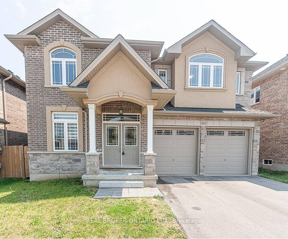 A Breathtaking Home In The Heart Of Ancaster !