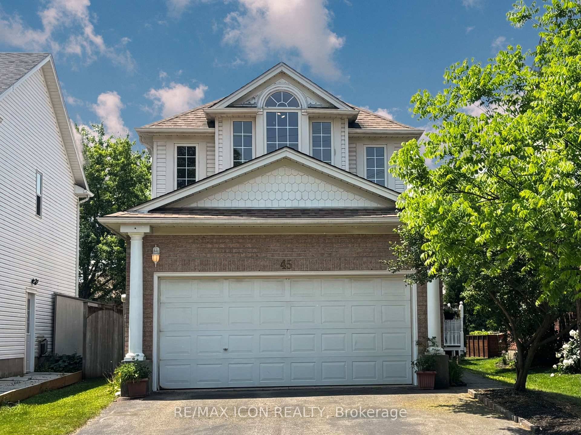 Discover 45 Bancroft Street, Kitchener a solid, move in ready 3 bedroom, 4 bathroom home in the heart of the sought after Idlewood Stanley Park neighbourhoods !