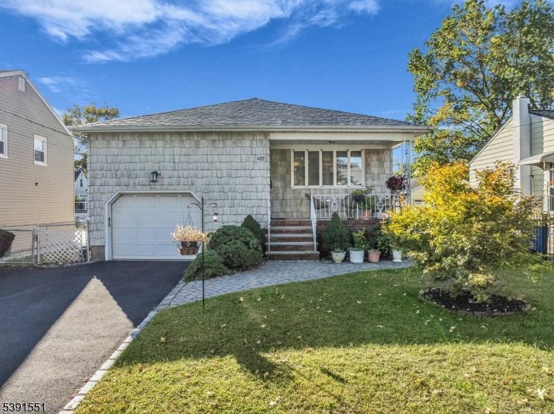 This beautifully updated 3 bedroom, 2 bathroom home combines modern style with everyday comfort !