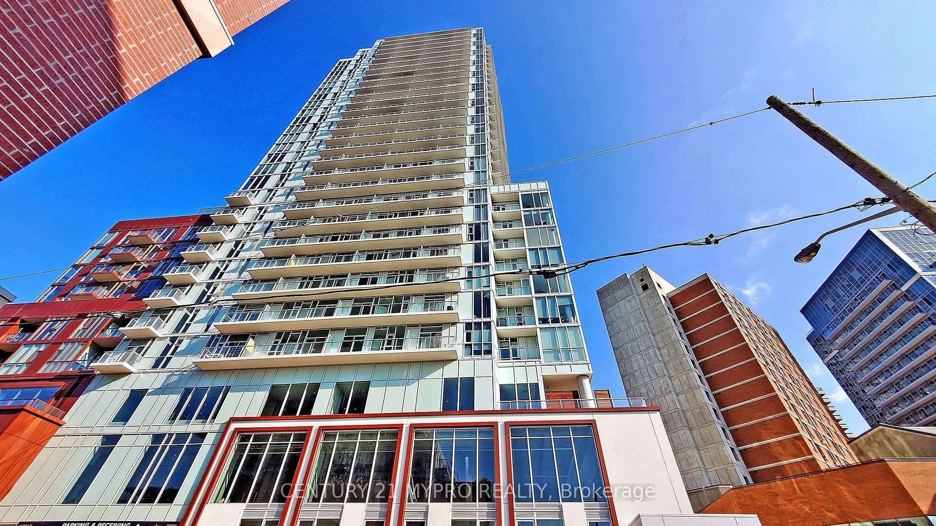 Bright amp ; Spacious 2 Bedroom, 1 Bathroom Condo With South View.