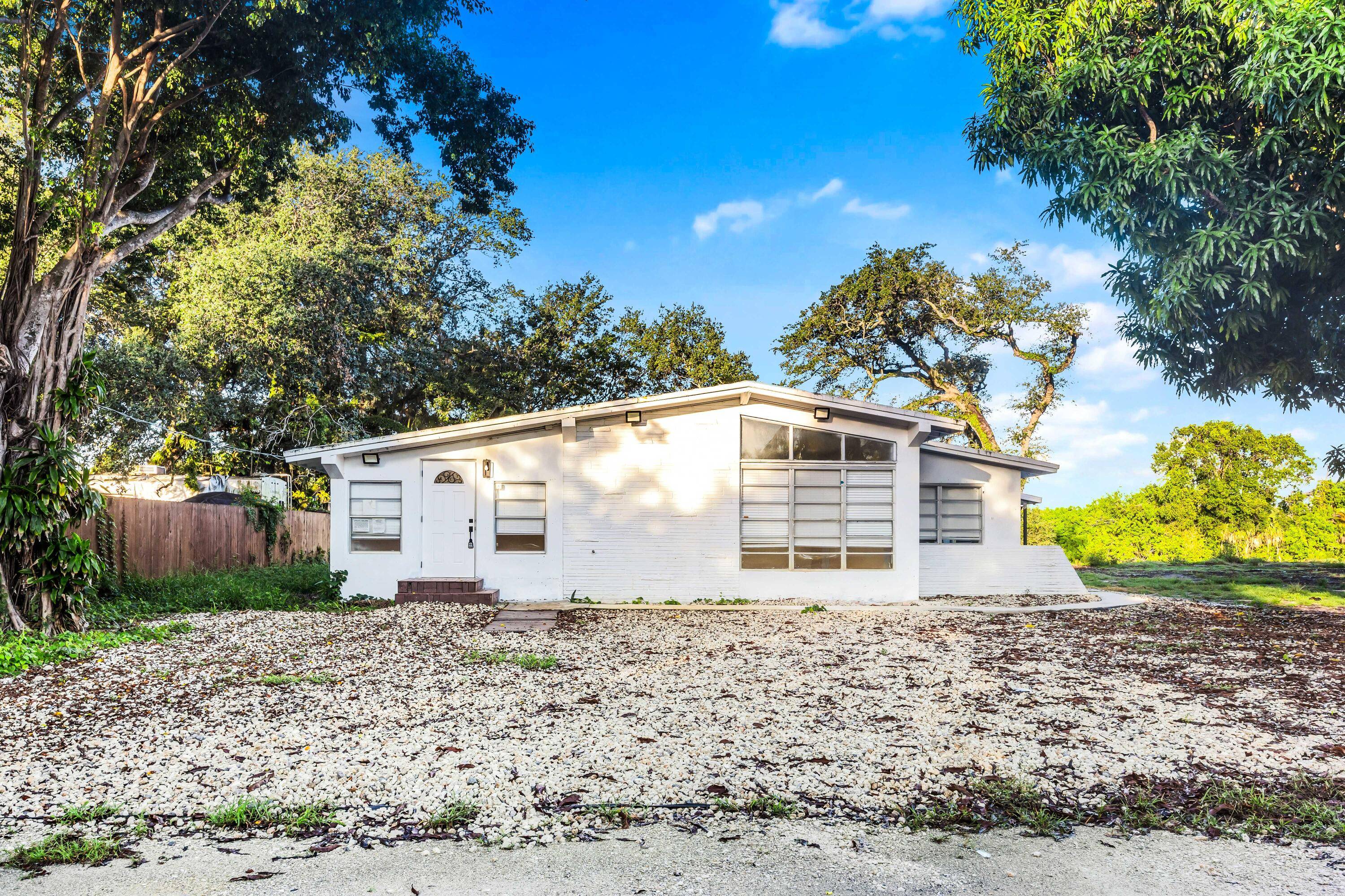 Ready for immediate move in