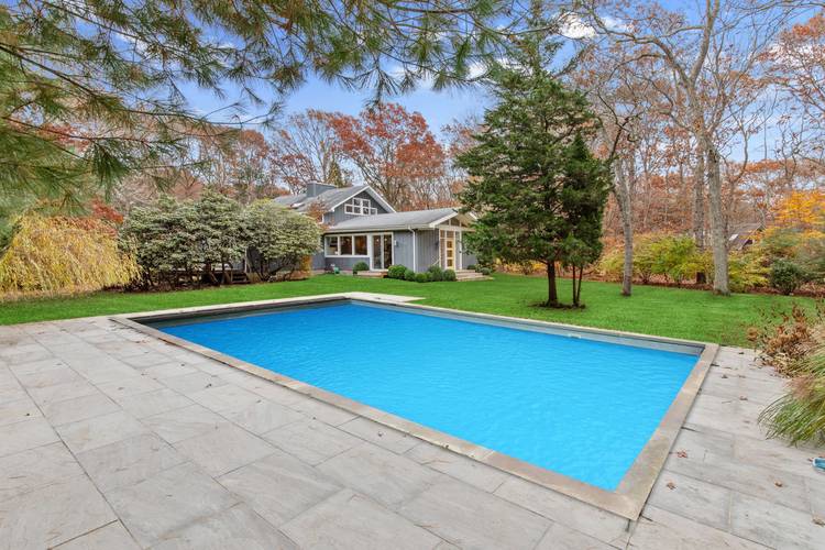 Beautiful Modern Home August Rental