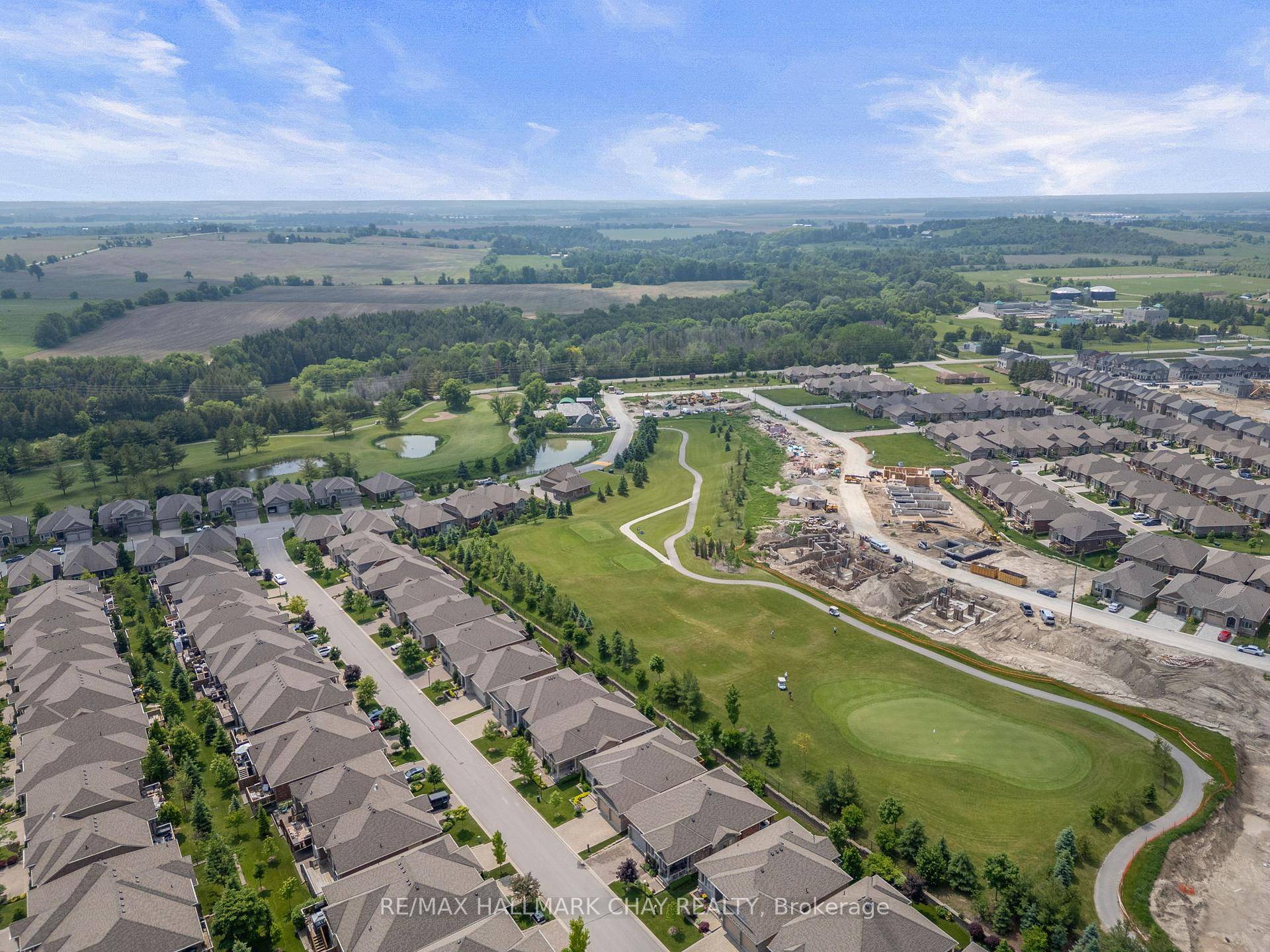 If you're looking for a low maintenance lifestyle without the high rise feel, 17 Hillcrest Drive in Briar Hill offers the best of both worlds.