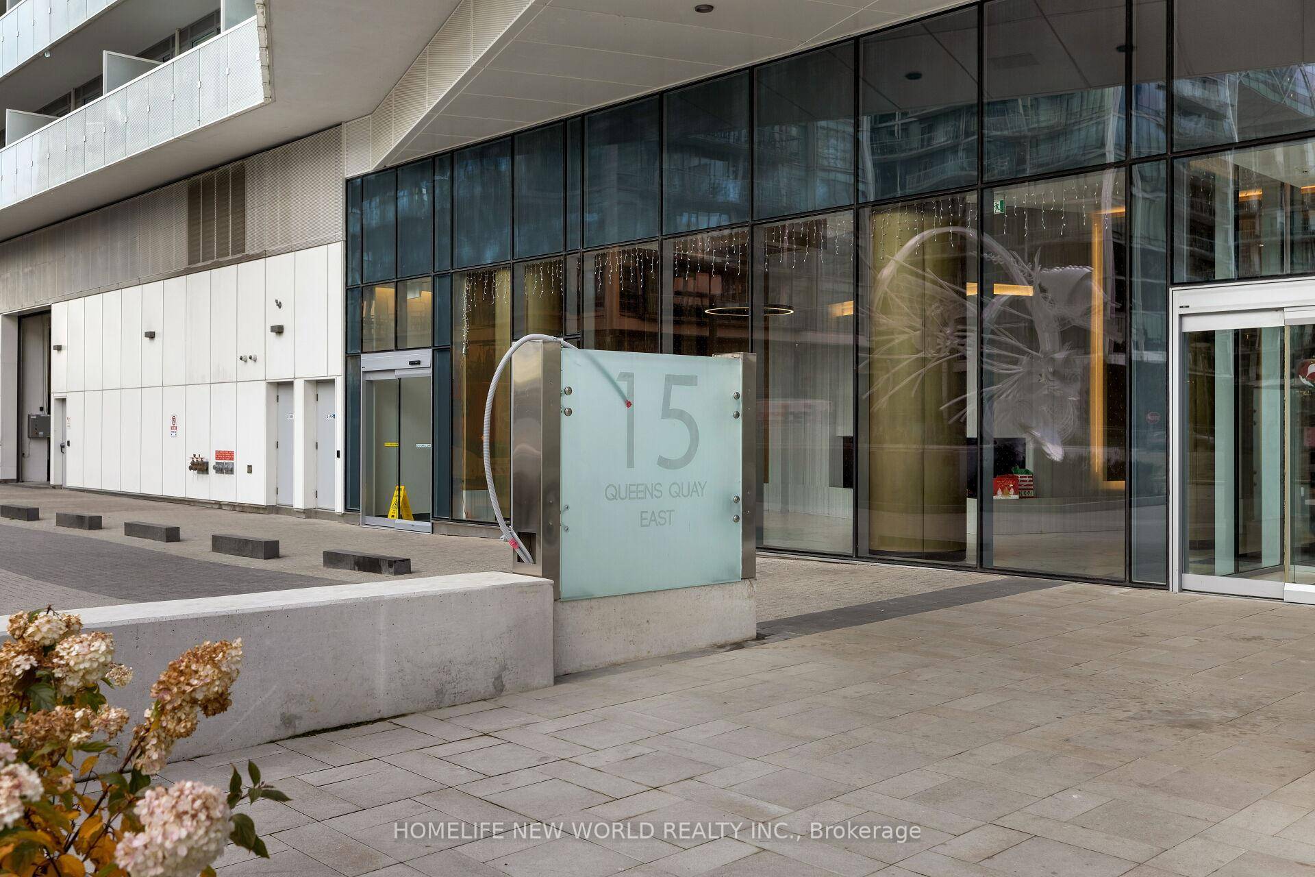 Luxurious Waterfront Living At Pier 27 Tower.