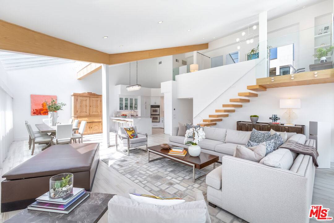 18   Union Jack St 2BR Marina Del Rey La