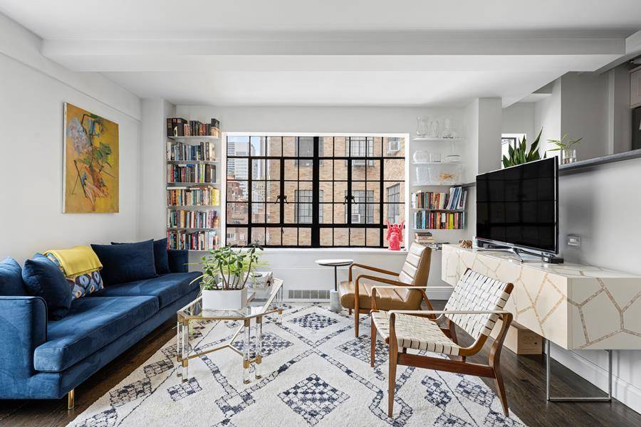 Welcome to Residence 16A at 10 Park Avenue !