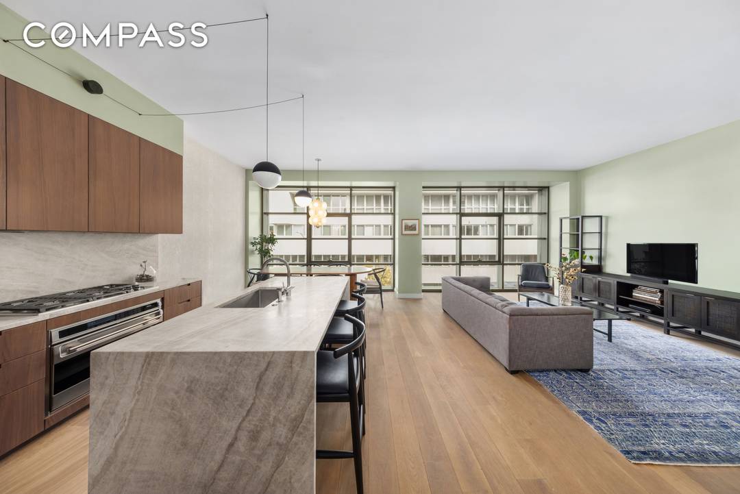 Turnkey modern living awaits in this sun drenched two bedroom, two bathroom residence featuring top of the line finishes, generous storage and a prime Williamsburg location in a boutique designer ...