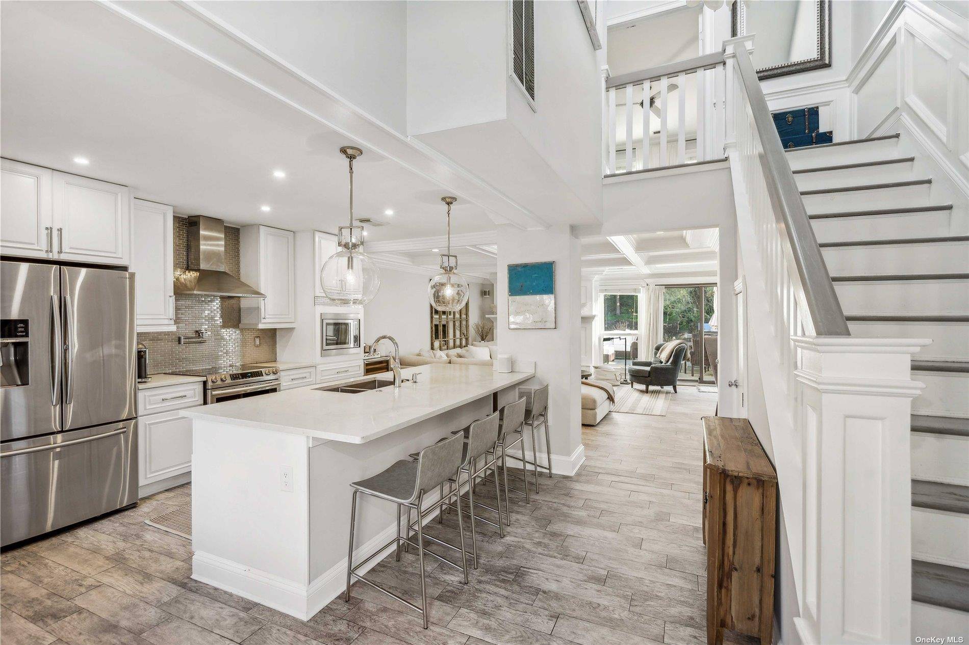 Stunning Townhouse w Tennis amp ; Pool.