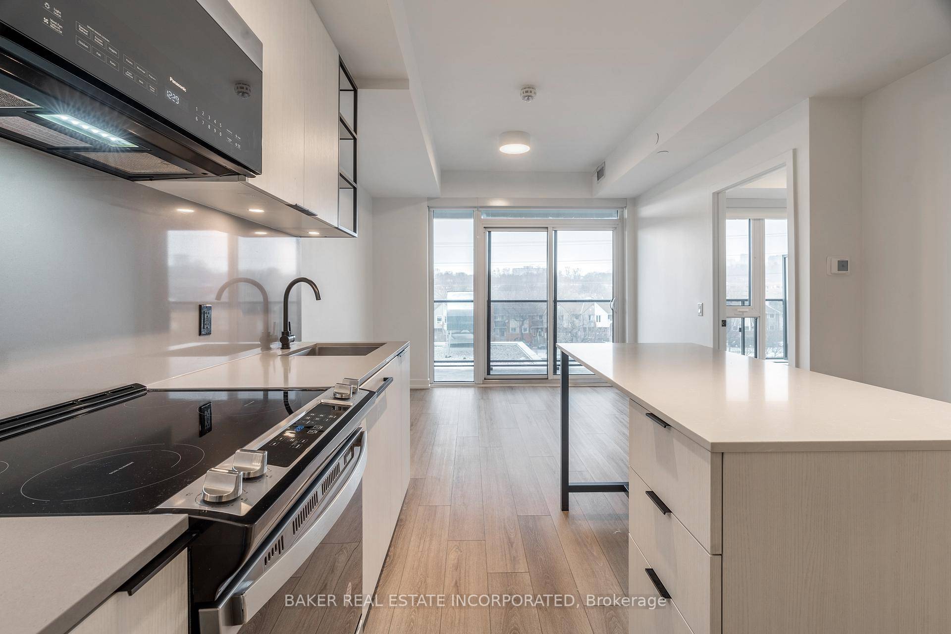 Welcome to Litho, a luxury boutique rental community in the heart of Toronto's charming Dupont amp ; Christie neighbourhood.