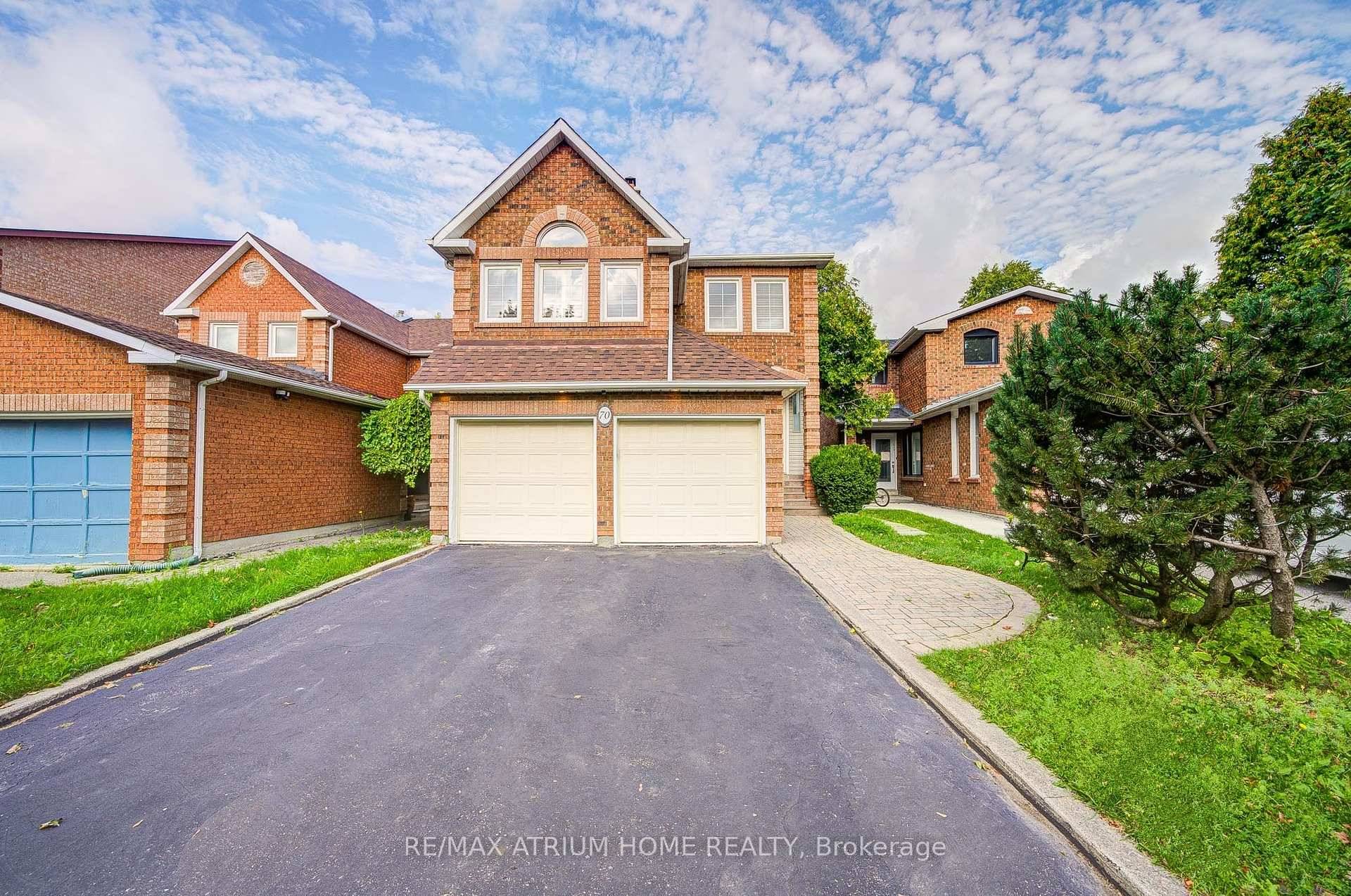 Stunning 4 1 Bedroom Detached Home In The Desirable Brownridge Community At The Heart Of Thornhill, Situated On A Premium Pie Shaped Lot !