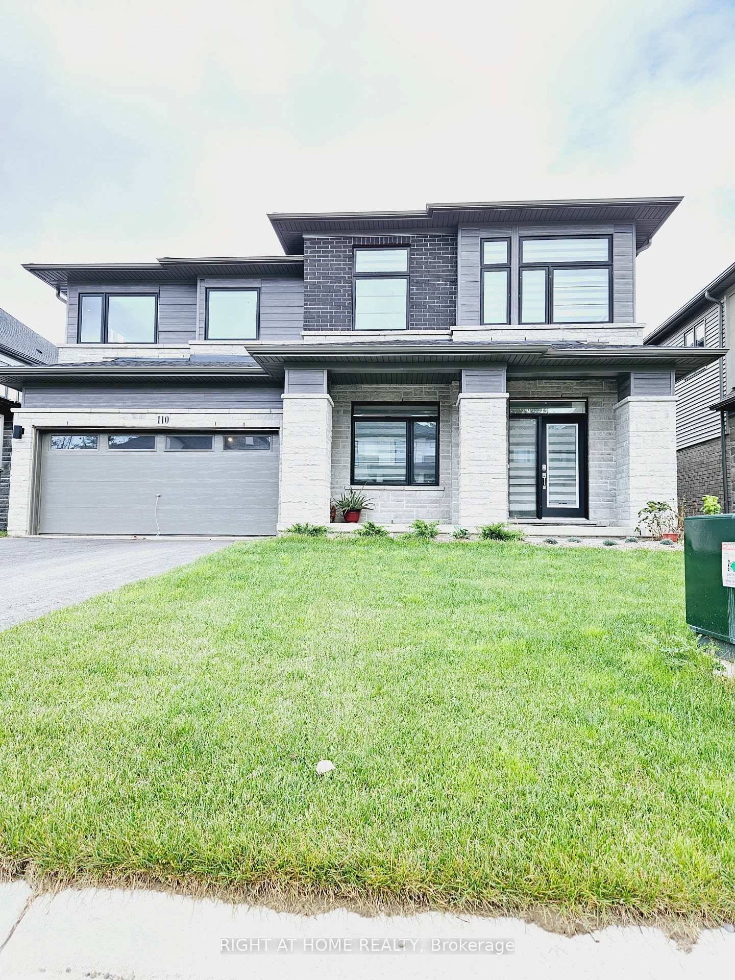 3 YEAR NEW HOME WITH ULTRA MODERN STYLE FEATURES amp ; FINISHES FROM THE OUTSIDE AND INSIDE.