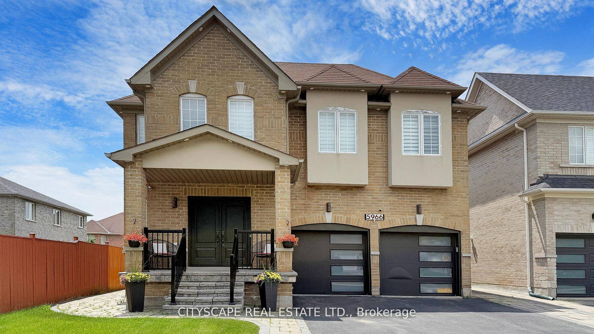 Welcome to this spectacular Royal Vista executive home the sought after Winston model, offering approximately 3, 200 sq ft of luxurious living space with 4 1 bedrooms Two Master Bedrooms ...