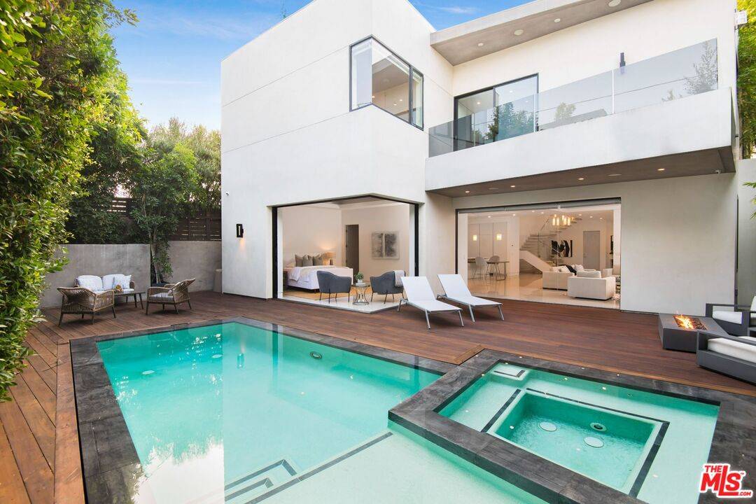 350  N Harper Ave 4BR Beverly Grove La