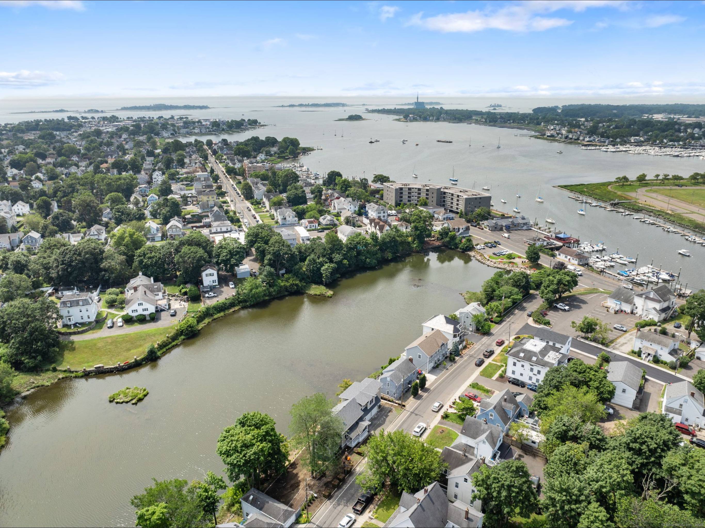 WATERFRONT ! EAST NORWALK IN TOWN !