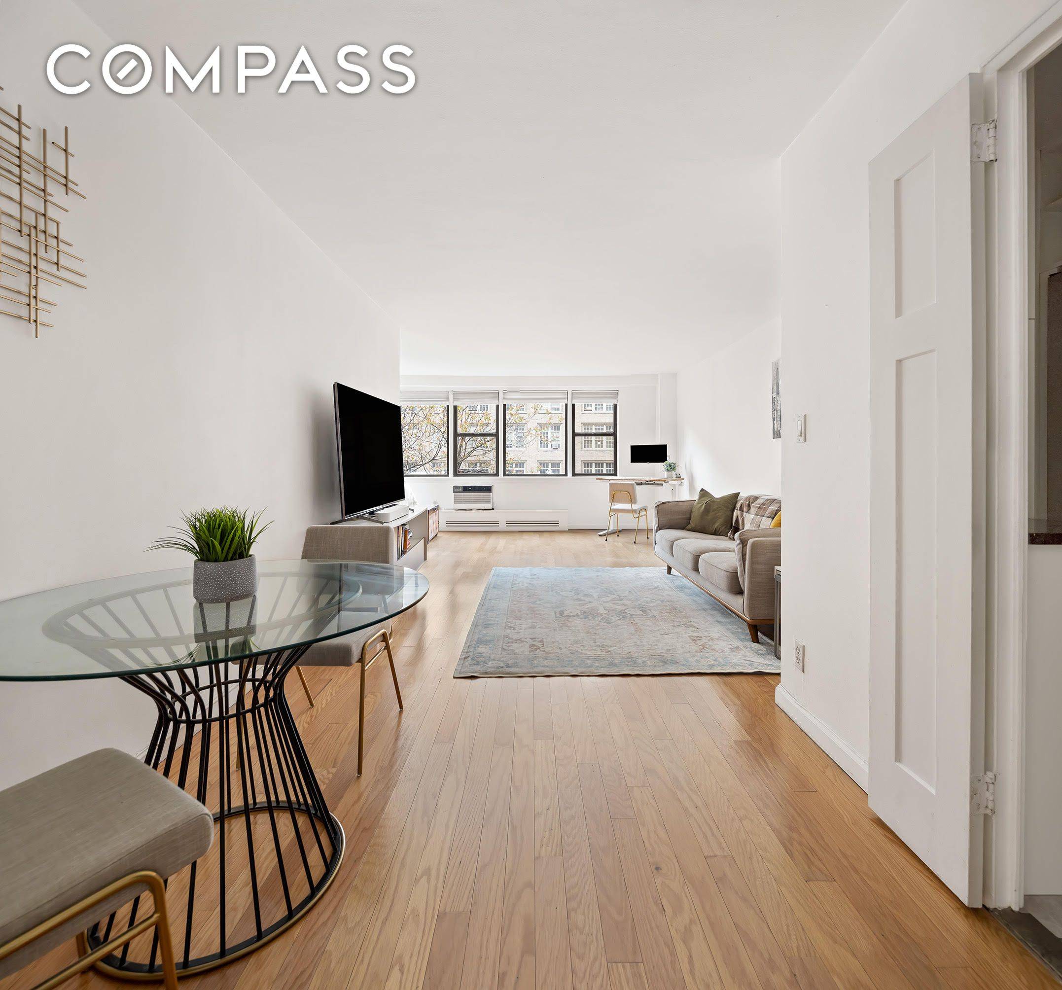 Welcome to this dreamy, extra large, alcove studio.