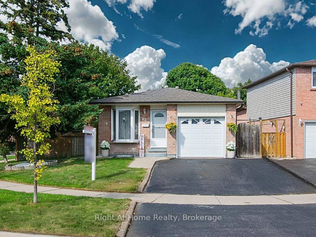 Welcome to this beautifully maintained bungalow in the desirable community of Brampton West.