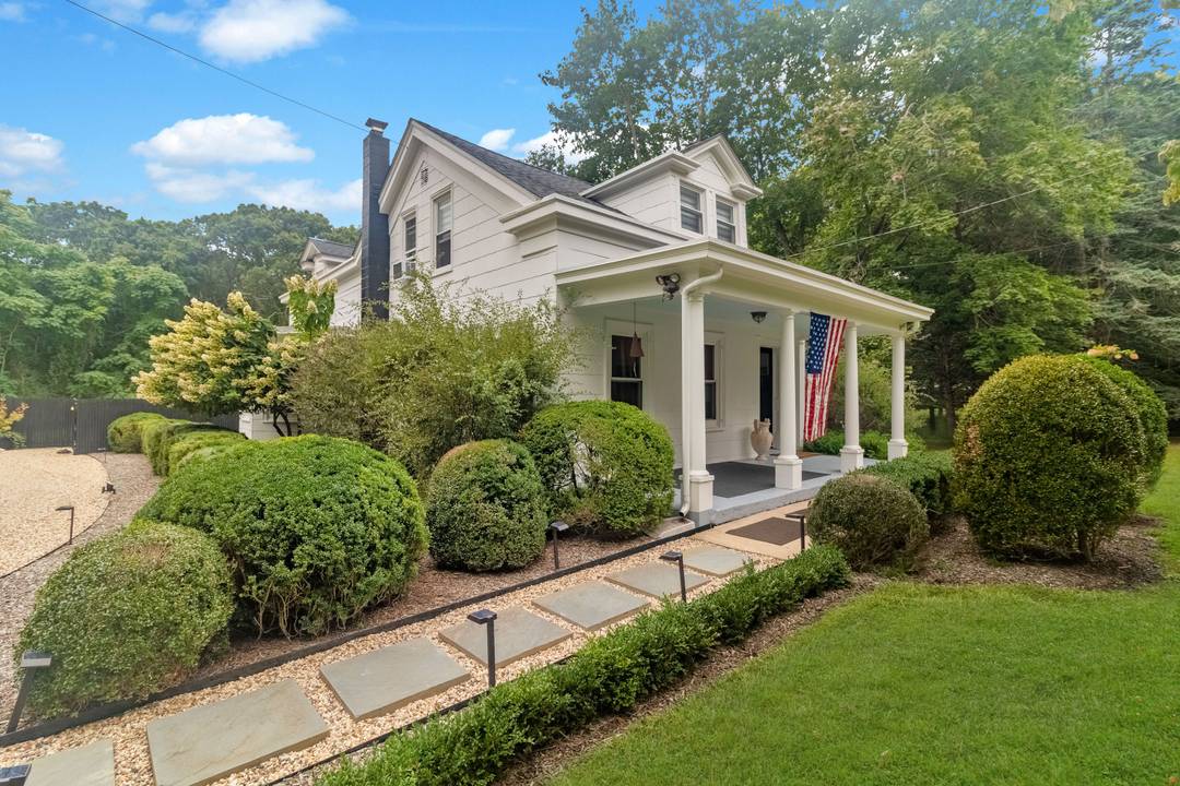 Meticulous Shelter Island Private Get-Away