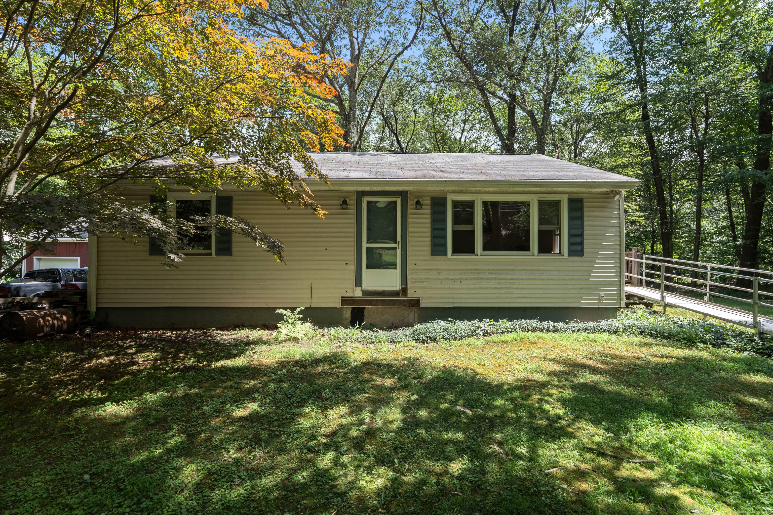 Don't miss this exceptional opportunity in Woodbury offering three separate living spaces, perfect for investors or owner occupants.