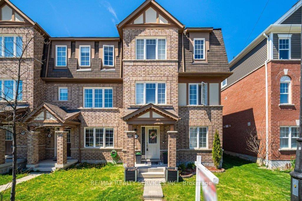 ! A stunning three story, four bedroom, 4 washroom end unit townhome.