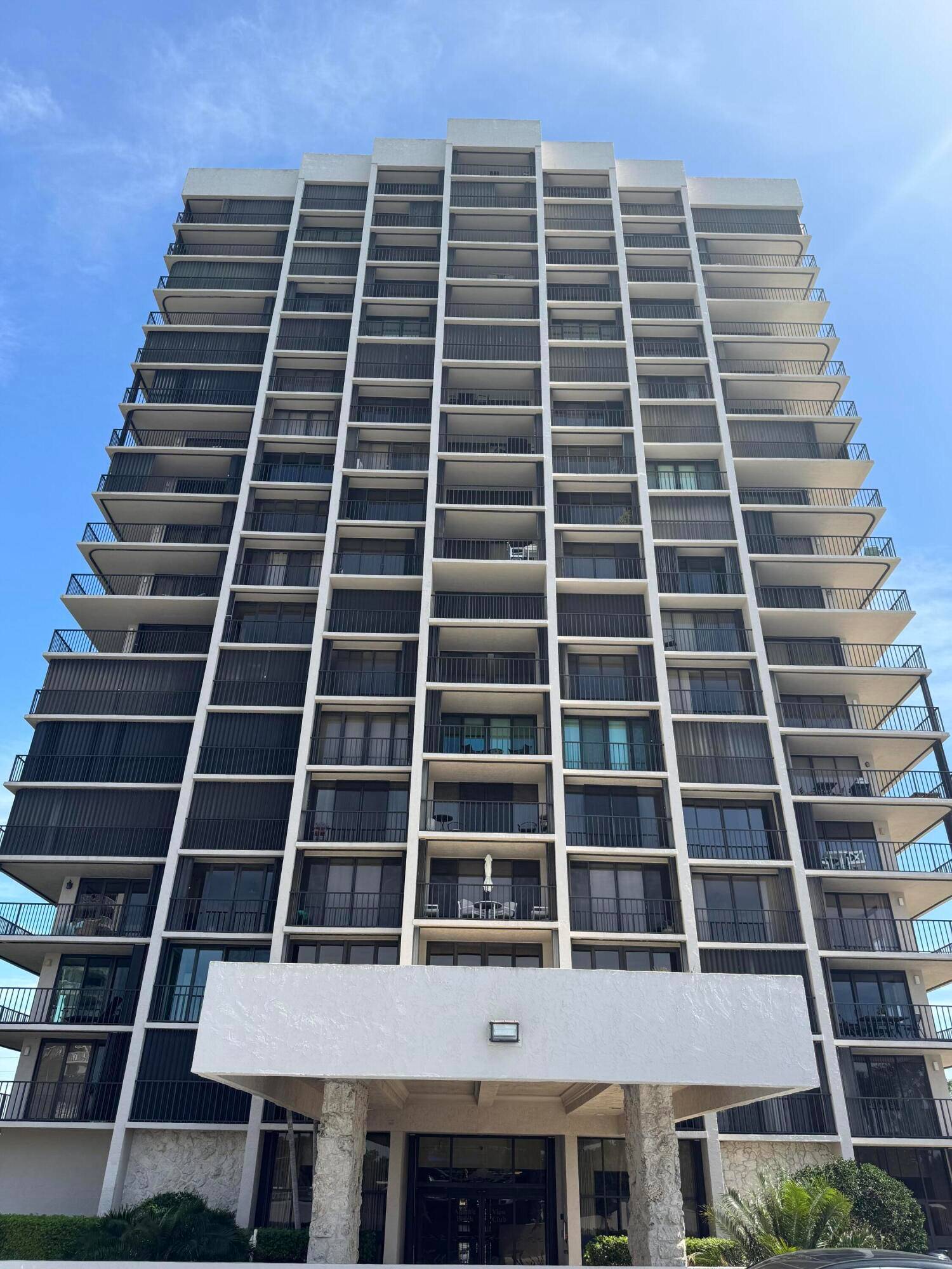 Penthouse corner south west with wrap around balcony, fully furnished, 2 Bedroom, 2 Bath.