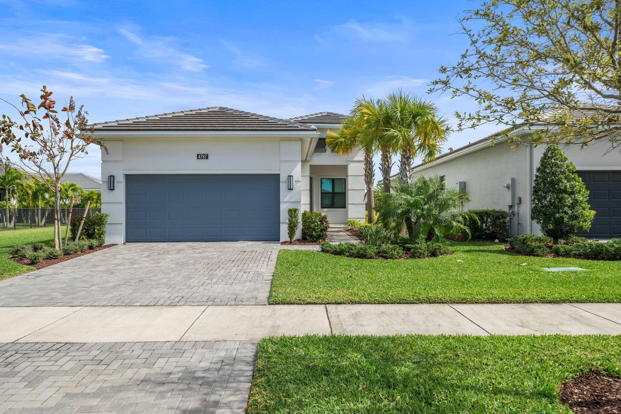 Welcome home to this gorgeous 2 bedroom Den Office, 2 bathroom home in the heart of Westlake.