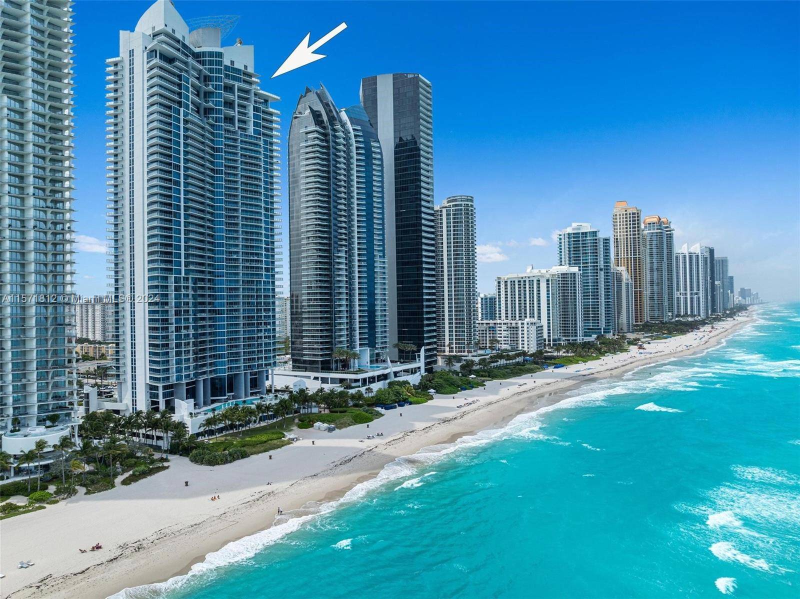 Indulge in a lifestyle of 5 resort amenities and panoramic ocean views in a 2 den 3 ensuite bath residence on the 36th floor of Fendi appointed Jade Beach.