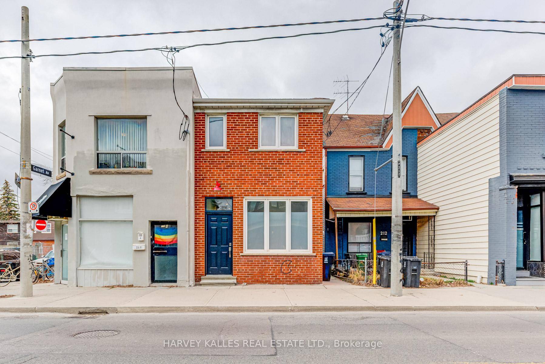 Private entrance ! Renovated spacious amp ; bright one bedroom, one bathroom.