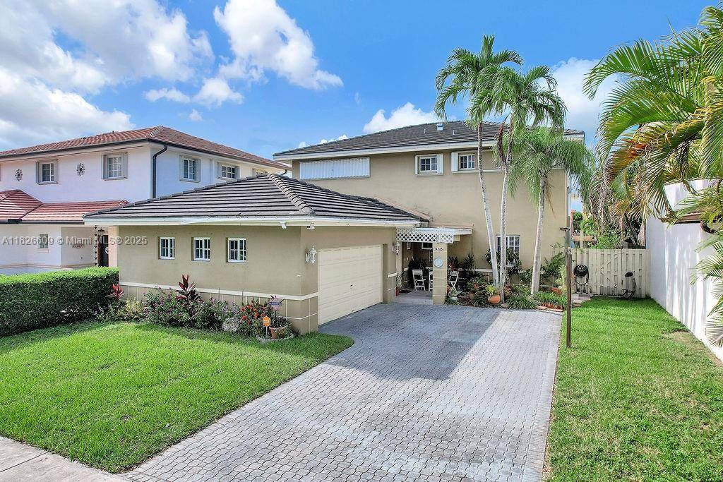 Incredible home available in desirable and peaceful Miami neighborhood !