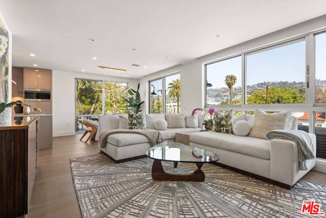 728 N Sweetzer Ave 2BR Sunset Strip La