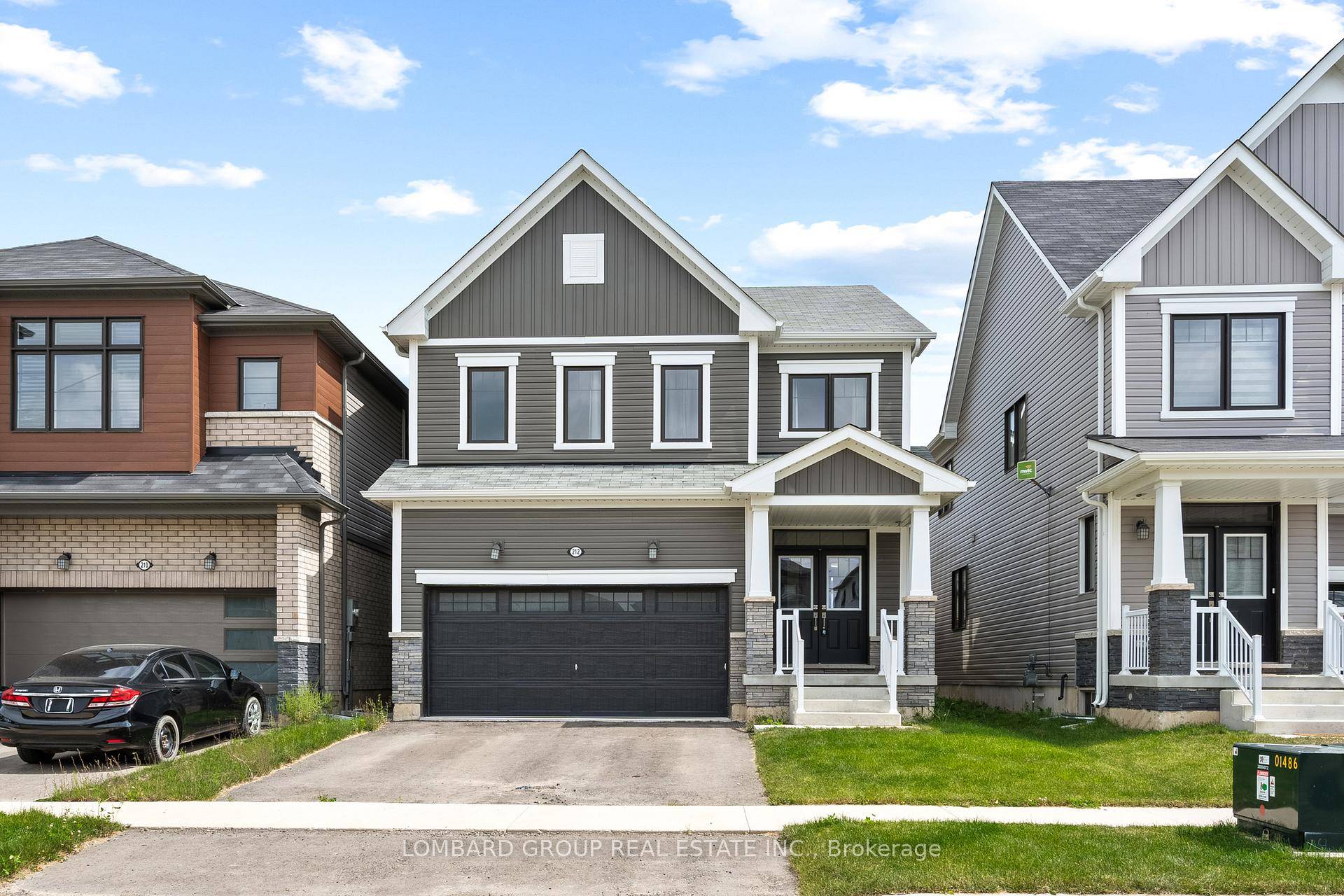 Stunning Fully Furnished Detached Home in Thorold Move In Ready !