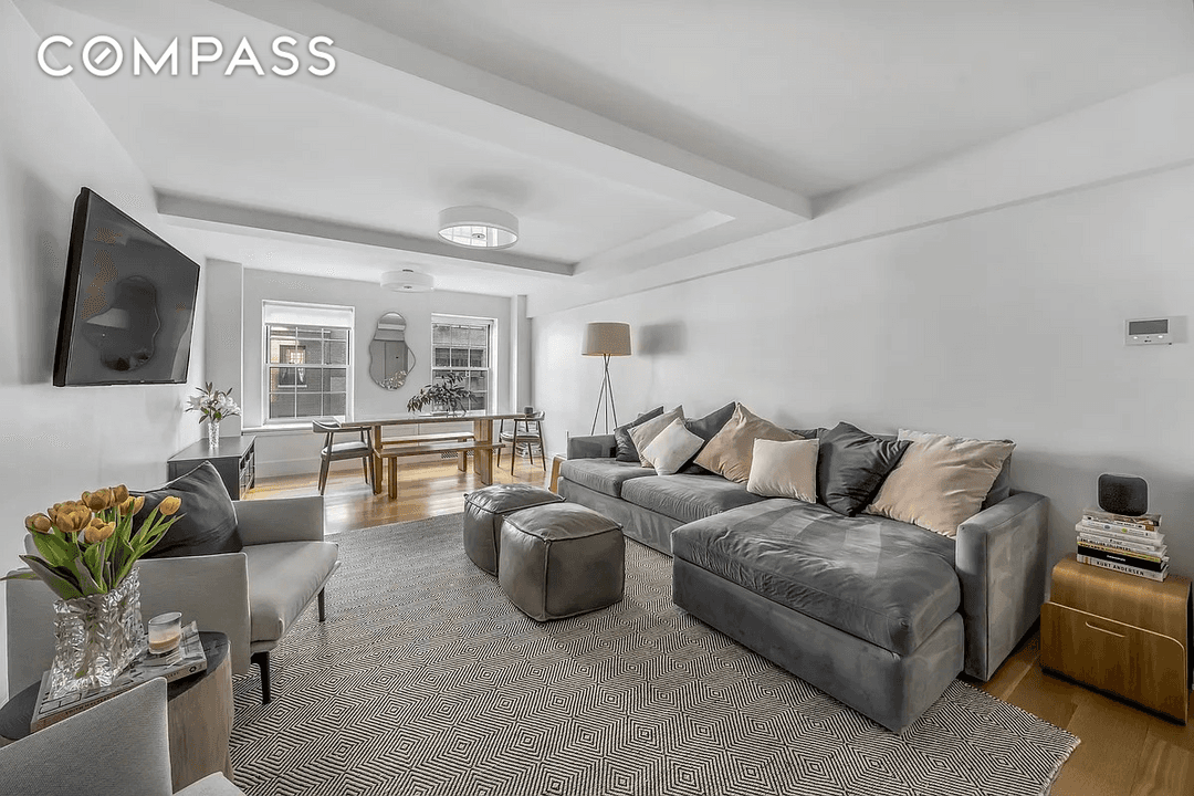 GORGEOUS CARNEGIE HILL HOME ON PRESTIGIOUS CENTRAL PARK TREE LINED BLOCK !