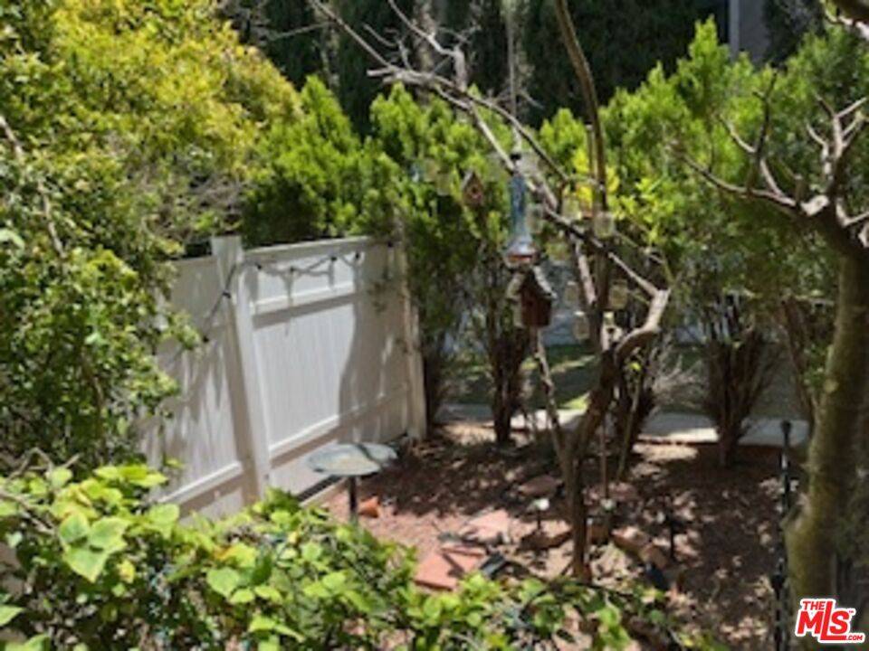 1725 1/2  Malcolm Ave 2BR Westwood La