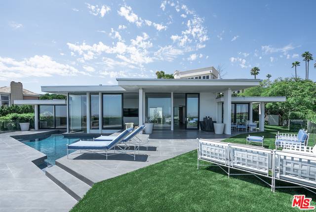 2200 Hercules Dr Hollywood Hills East LA