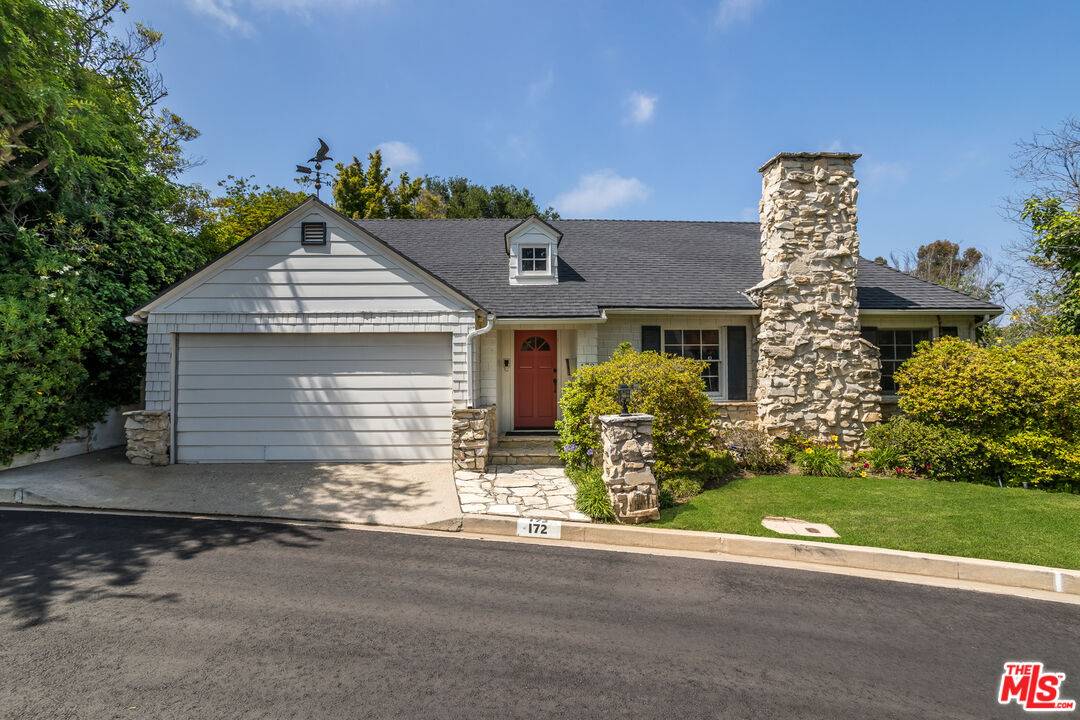 172  S Woodburn Dr 3BR Brentwood La