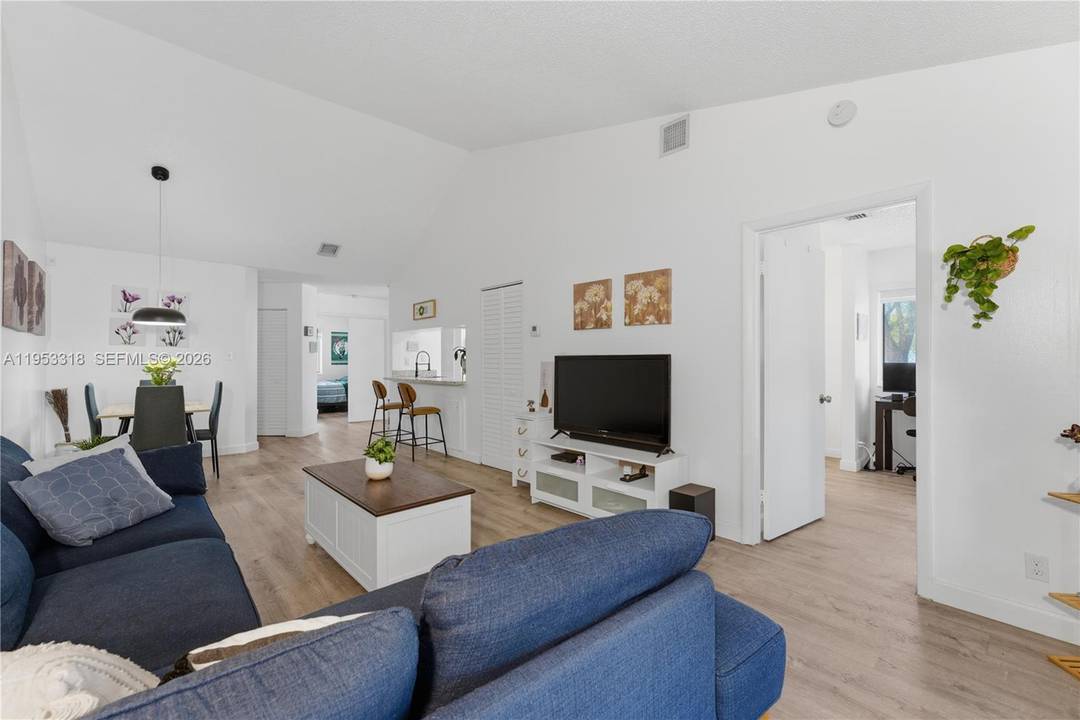 Beautifully updated 2 bedroom, 2 bath residence located in the desirable Parc Vista community in the heart of West Kendall.