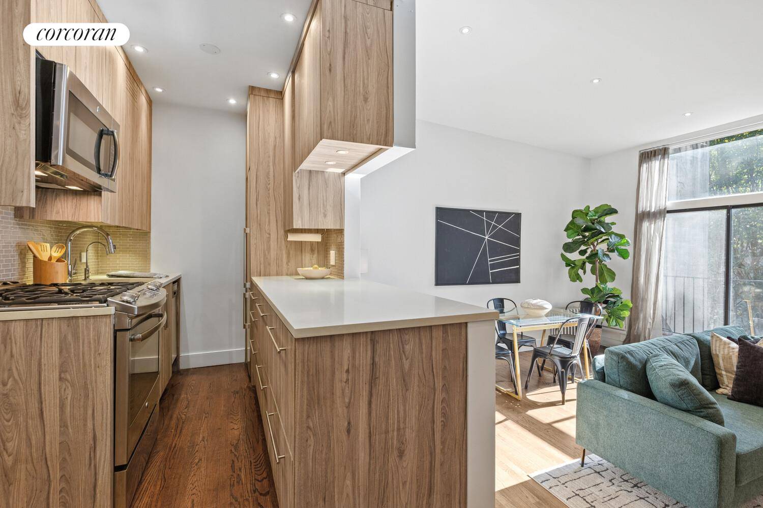 Welcome to 24 West 83rd St.