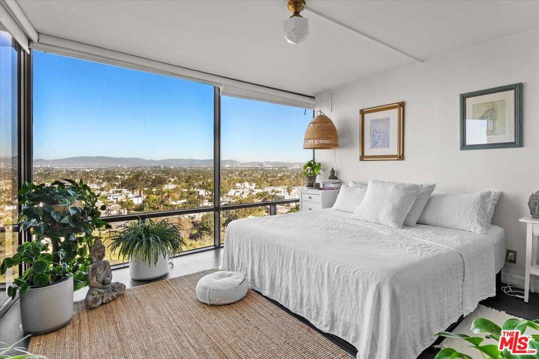 4316   Marina City Dr 1BR Marina Del Rey La