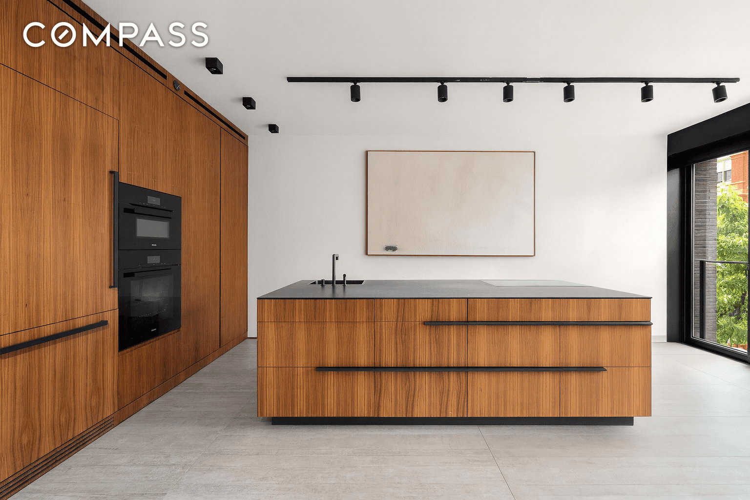 Modern Luxury Meets Natural Elegance at 619 East 6th Street, Residence 4 Welcome to Residence 4 at 619 East 6th Street, a bespoke 2 bedroom, 2 bathroom sanctuary located in ...