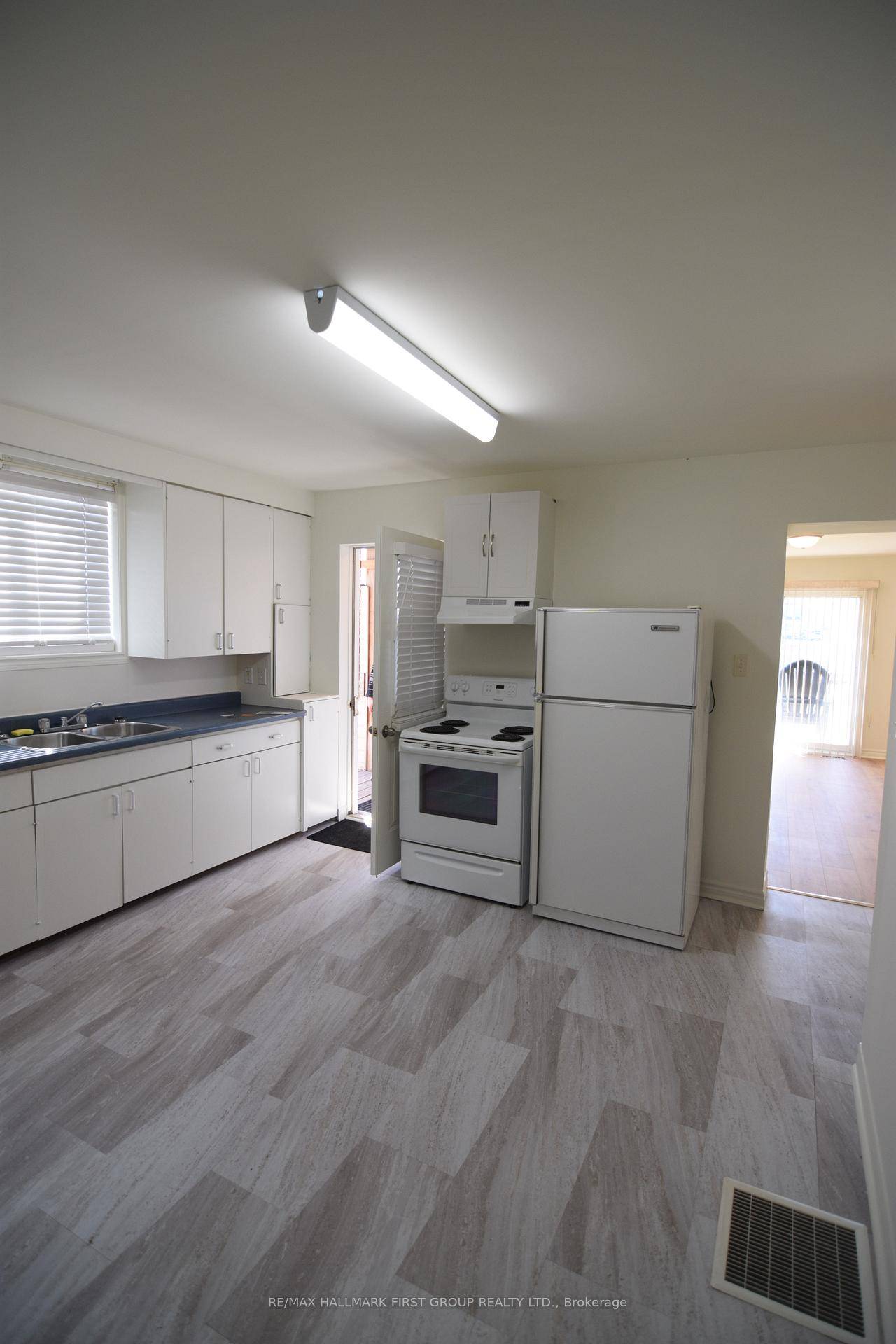 Location, size, deck, you name it this unit has it !