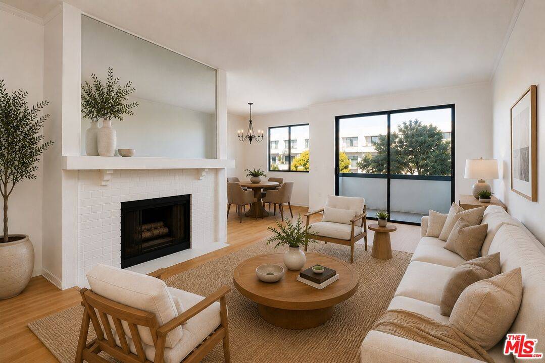 5100   Via Dolce 2BR Marina Del Rey La