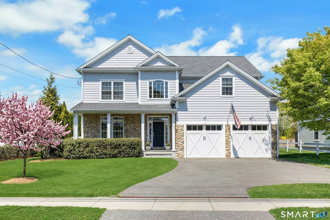 Welcome to 692 Stillson Road in Fairfield an absolutely stunning four bedroom Modern Colonial with a dedicated office and an easy NYC commute.