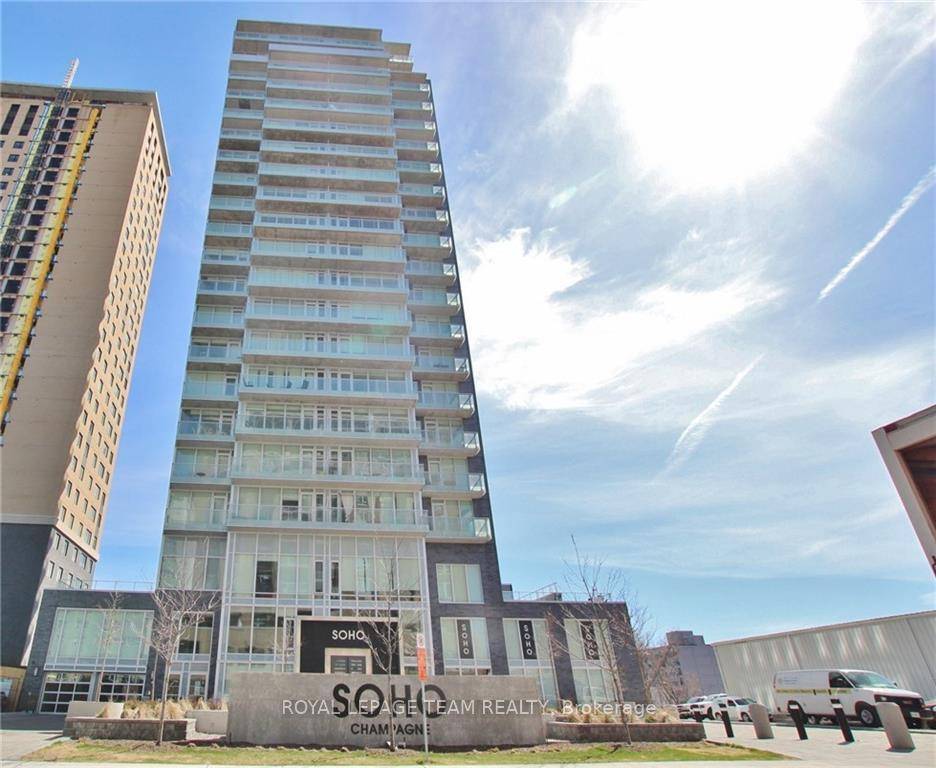 SOHO Champagne Luxury Living for Rent FULLY FURNISHED !