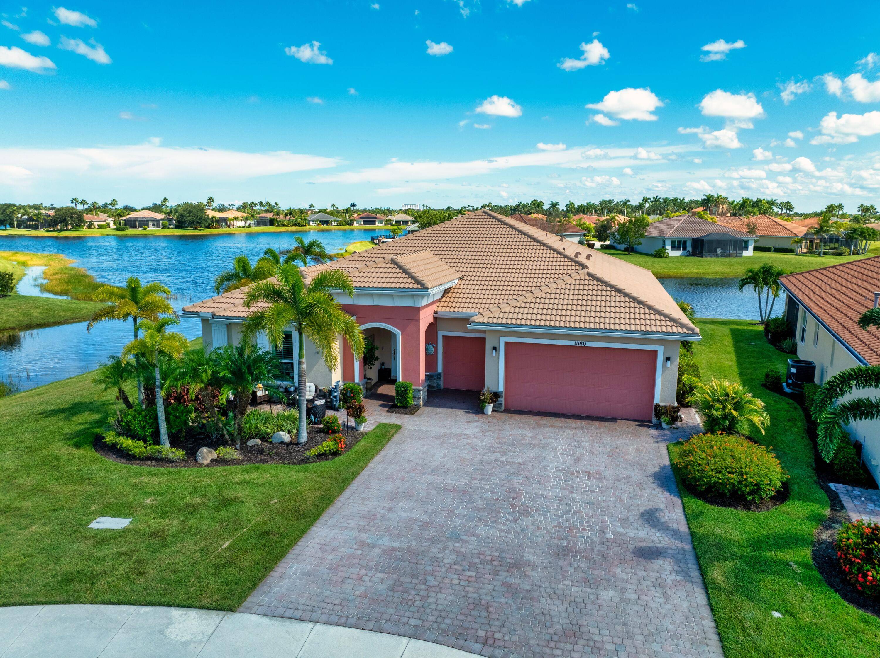 This stunning upgraded 3 bedroom, 2.
