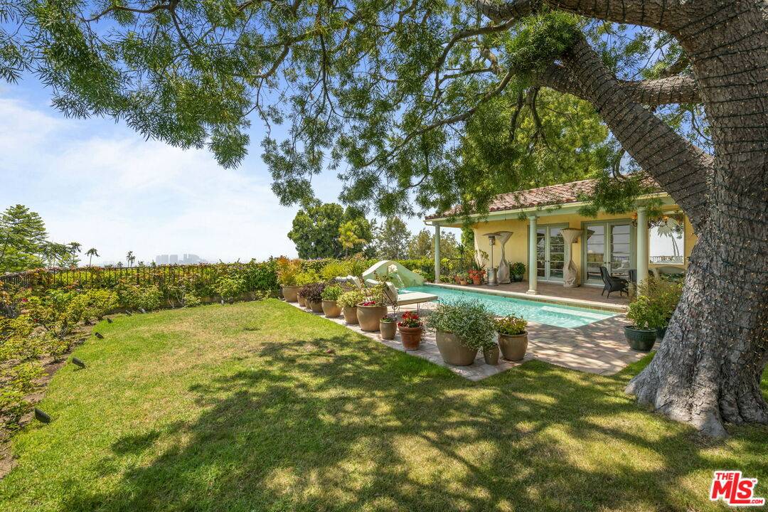 1634 Gilcrest Dr 4BR Beverly Hills Post Office | B.H.P.O. La